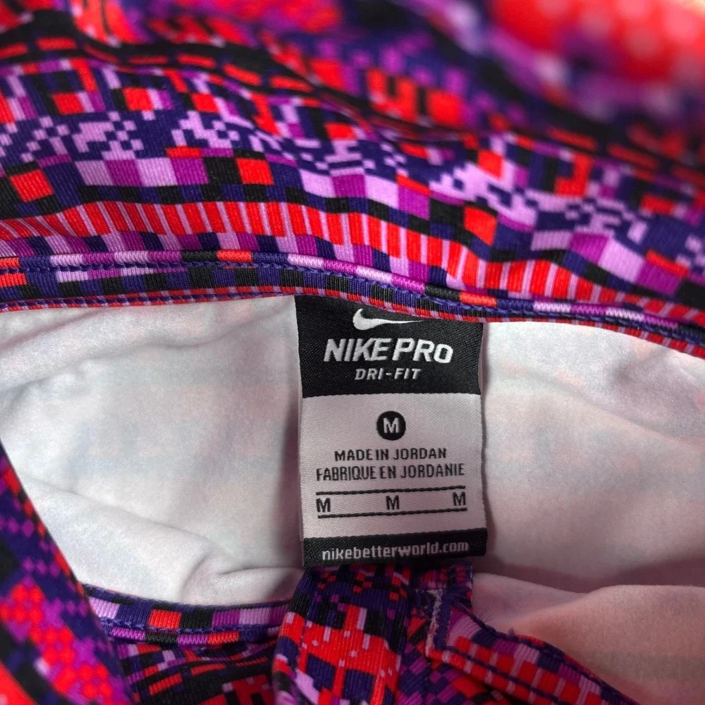 NWT Nike Pro Womens 1/4 Zip Pullover M Pink Hyperwarm Dri-Fit Geometric Training